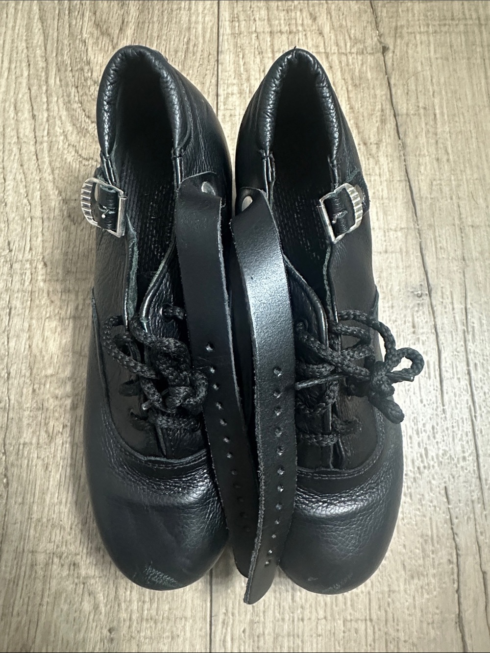 Youth (boys/girls) Rutherford Irish Dance Hard Shoes Size 3 in EUC